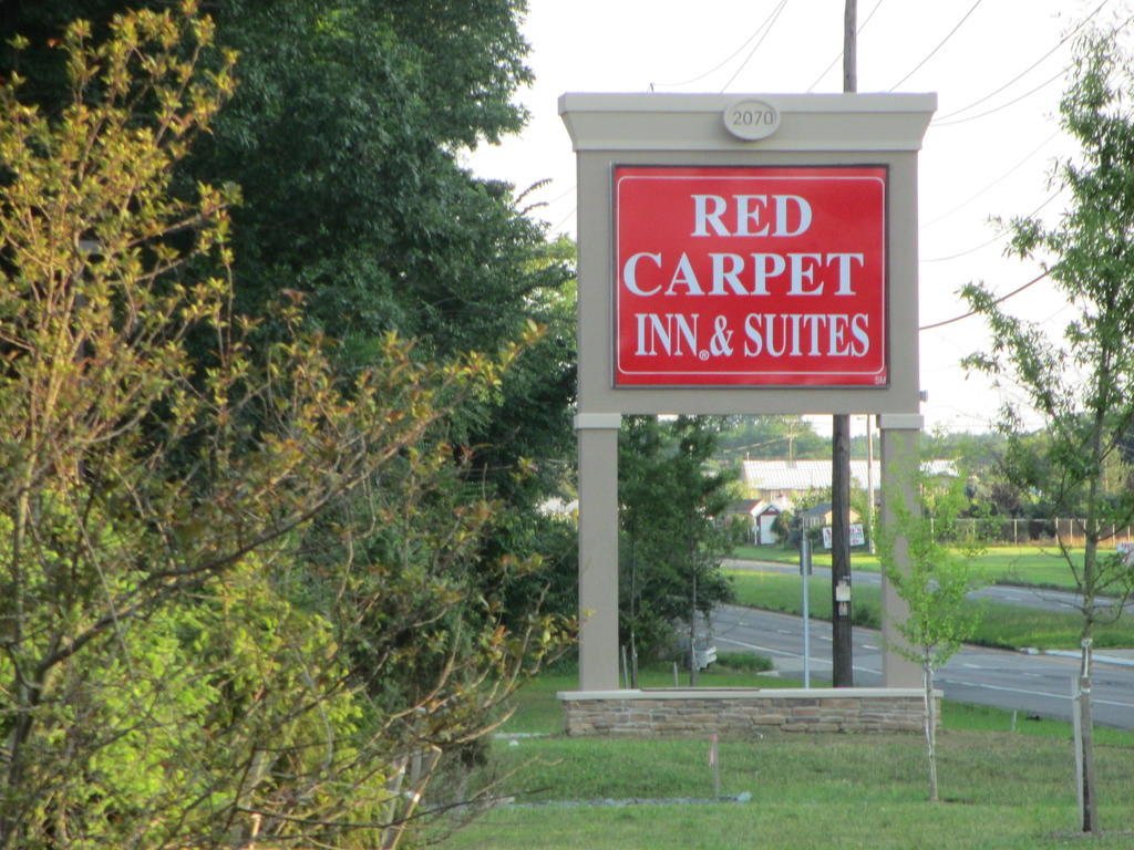 Red Carpet Inn And Suites Monmouth Junction Exterior foto